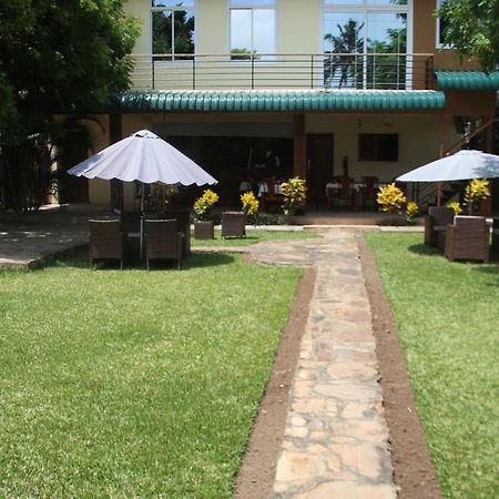 Kays Lodge Daressalam Exterior foto