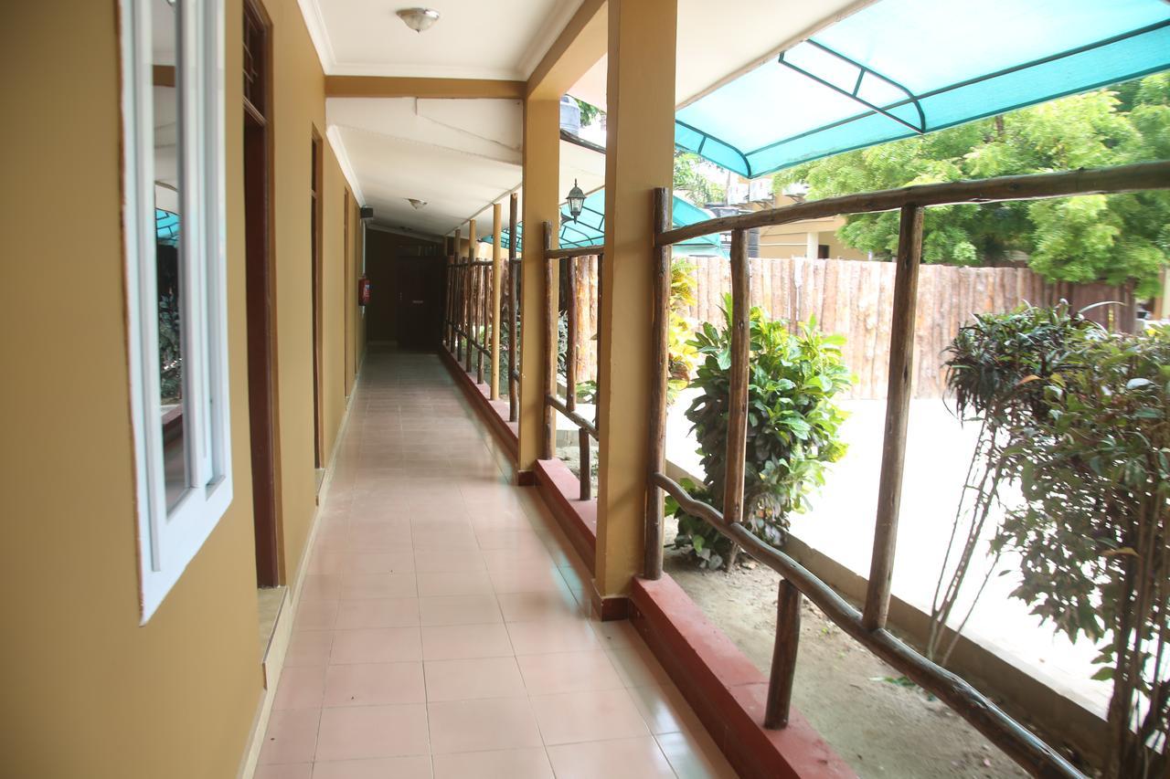 Kays Lodge Daressalam Exterior foto